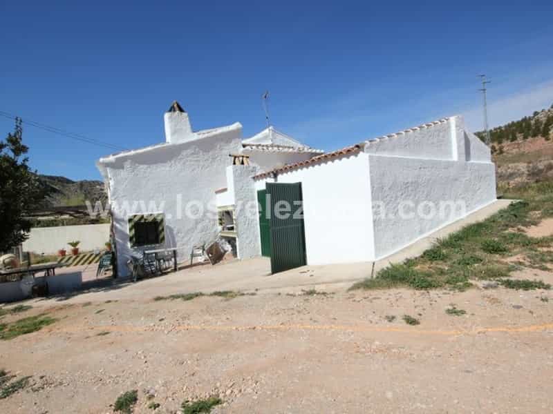 σπίτι σε Velez Rubio, Ανδαλουσία 10742283