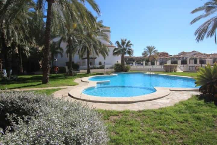 Condominium in Altea, Valencia 10742737