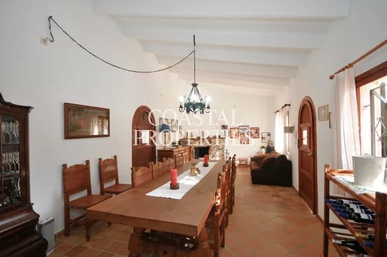 жилой дом в Selva, Illes Balears 10744030