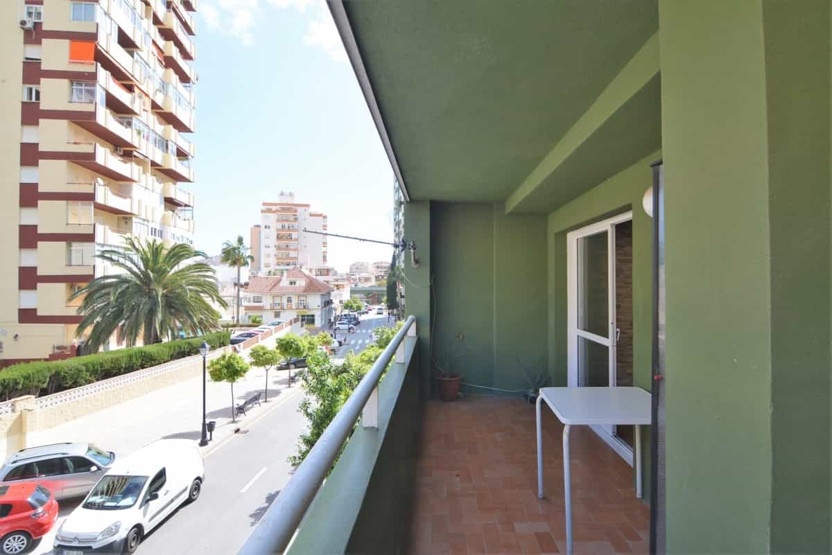 Condominium in Santa Fe de los Boliches, Andalusia 10744741