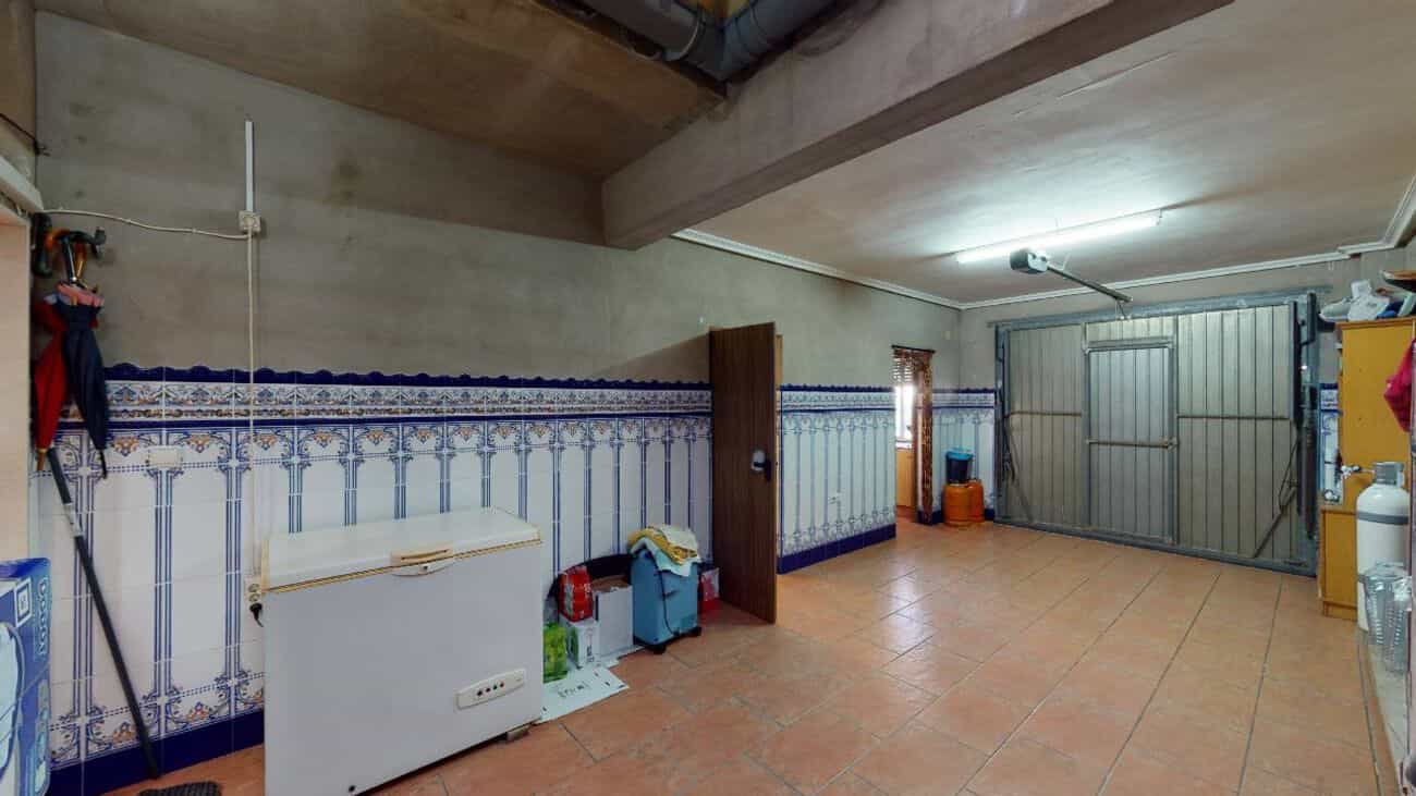 بيت في Novelda, Comunidad Valenciana 10745255