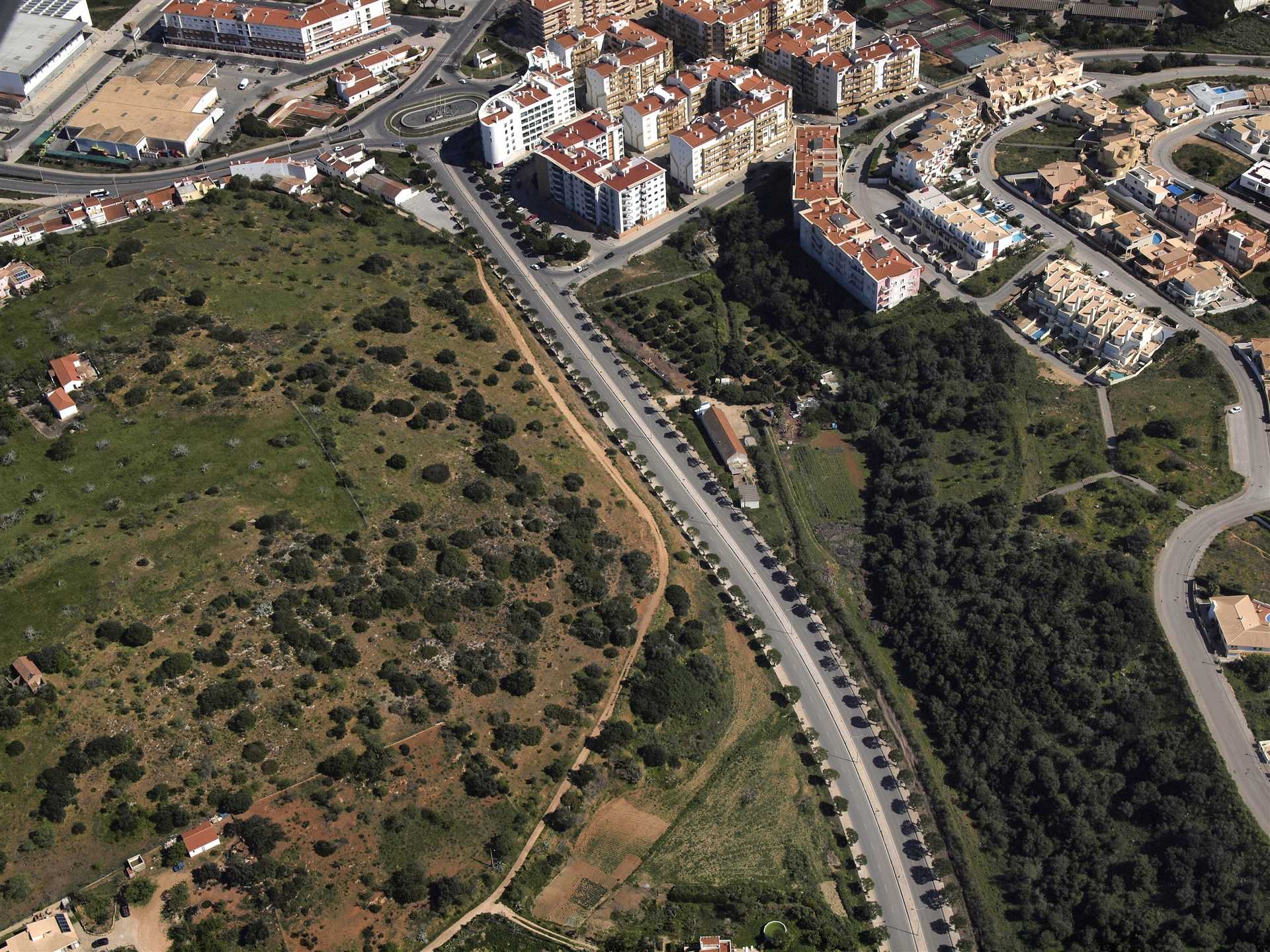 Land in Fonte Coberta, Faro 10745566