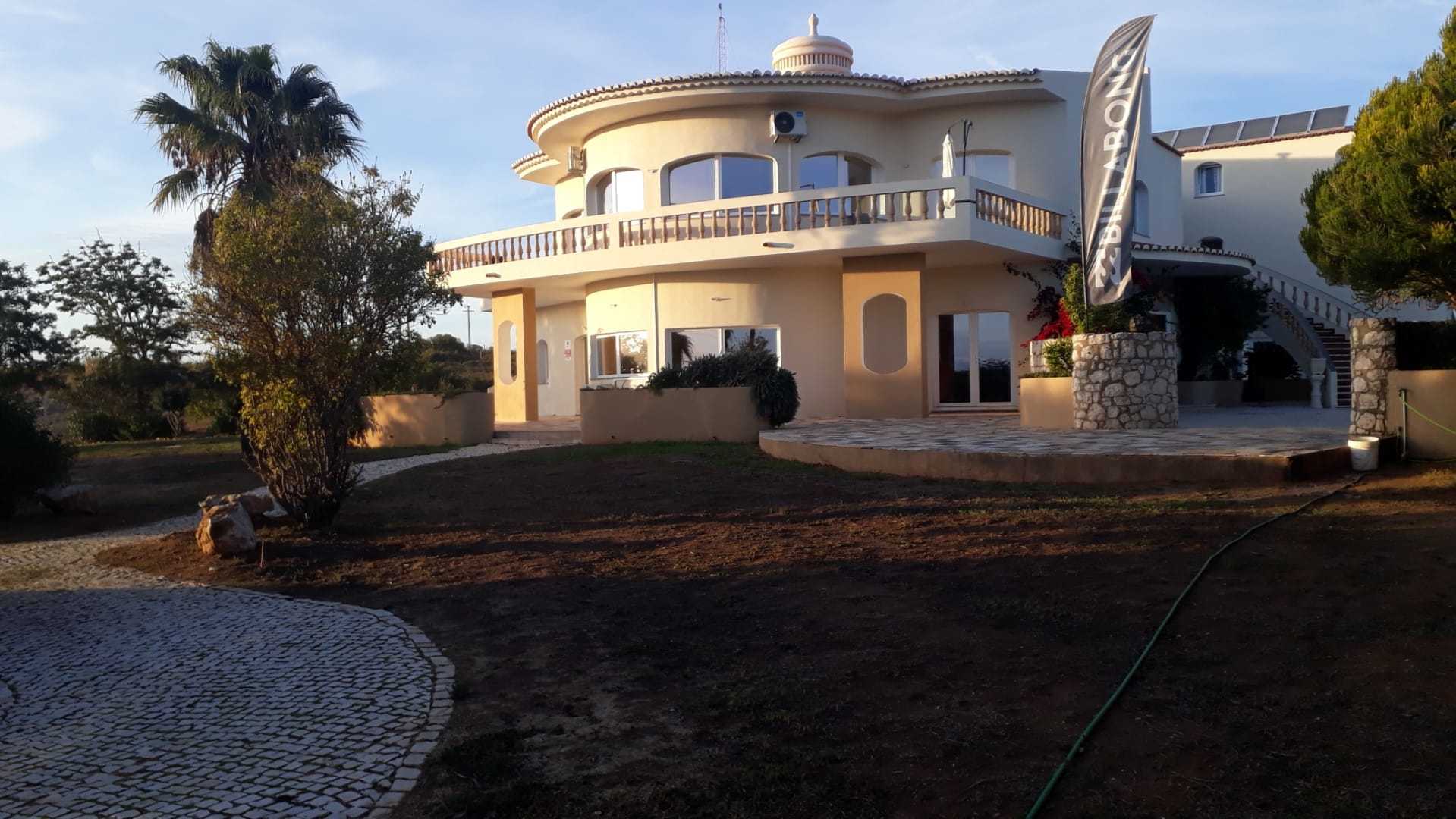 House in Praia da Luz, Faro District 10745629