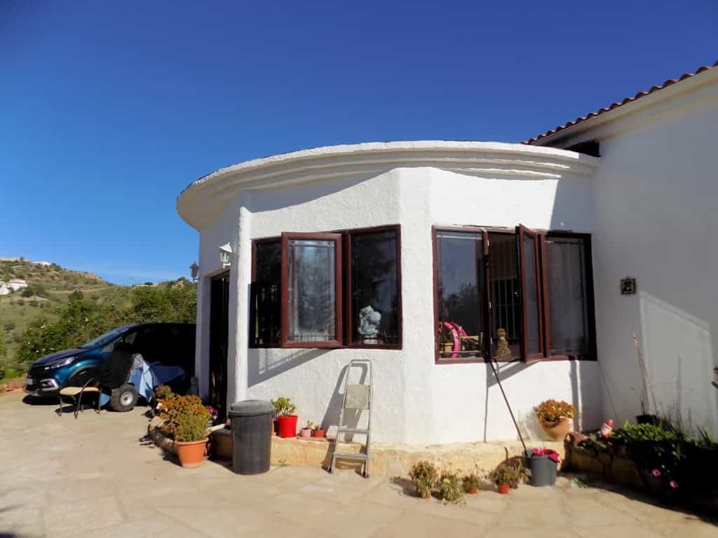House in Almogia, Andalusia 10745828
