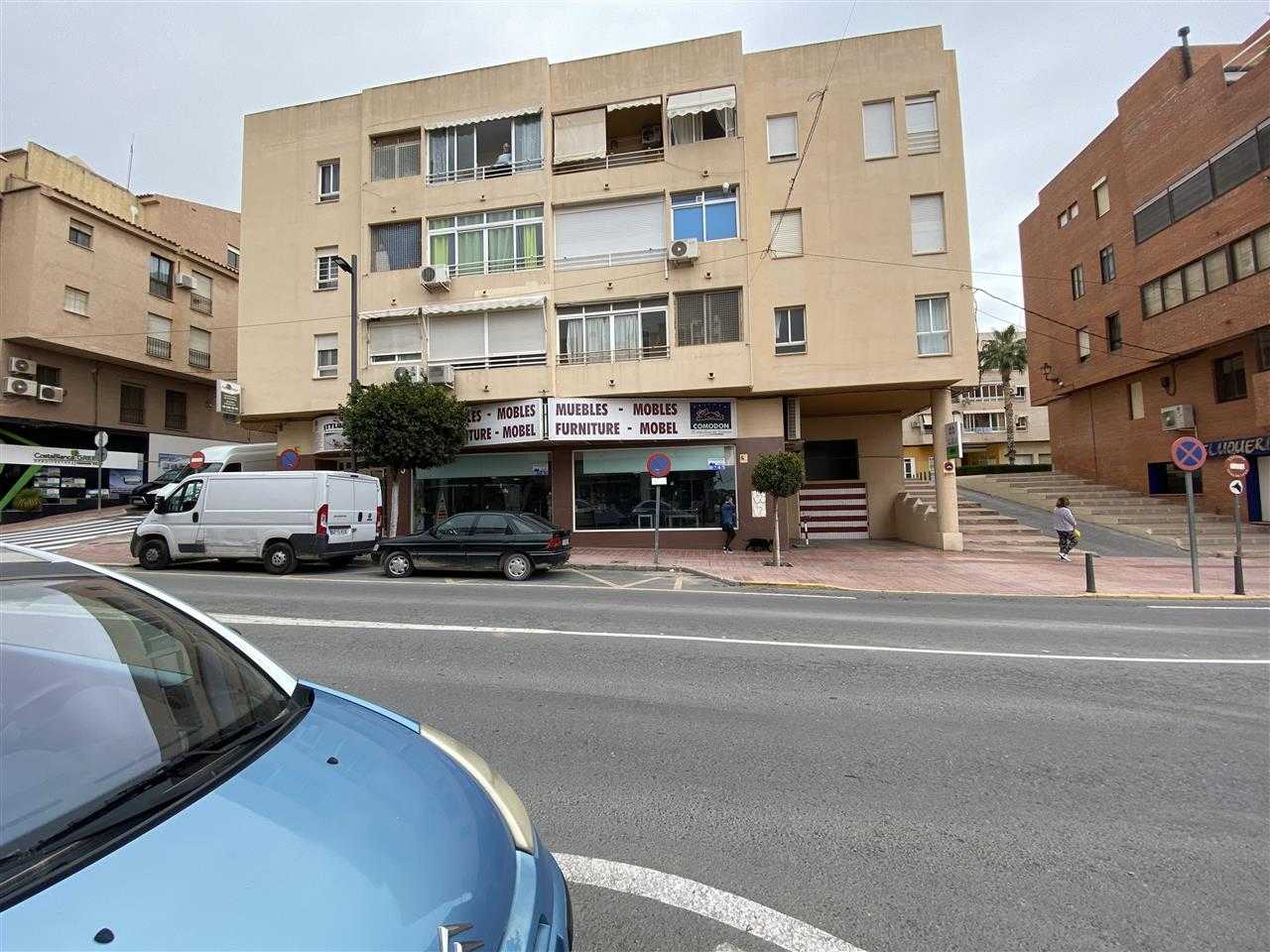 Perindustrian dalam Foyes Blanques, Valencia 10746308