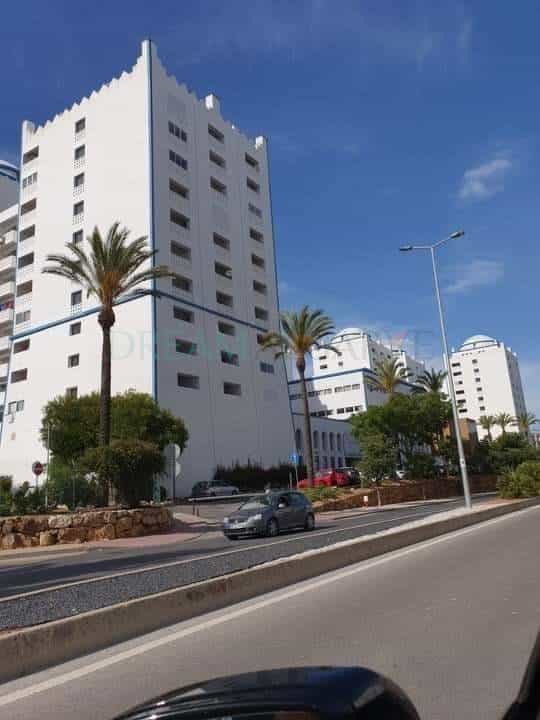 Condominium in Rocha, Faro 10747076