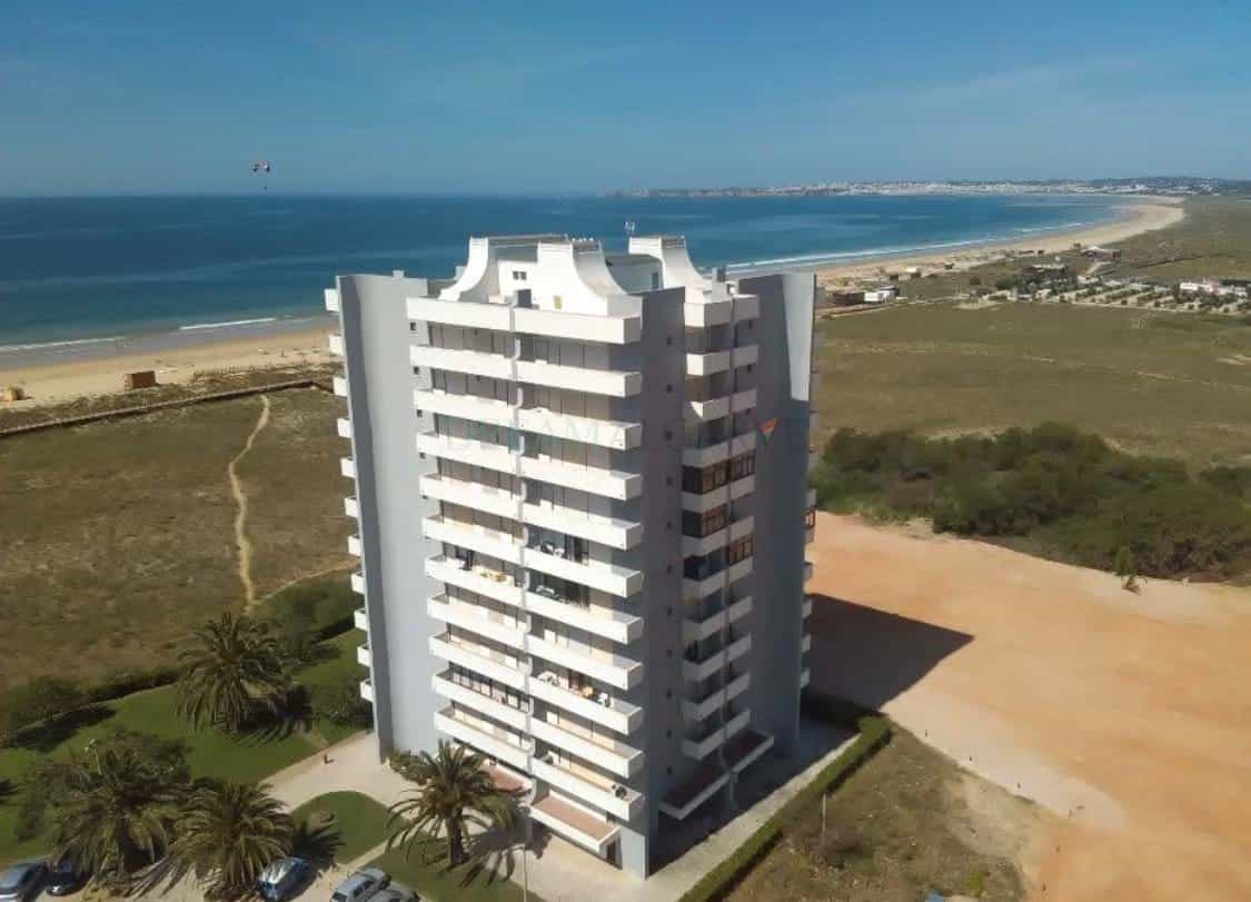 Condominium in Amoreira, Faro 10747082