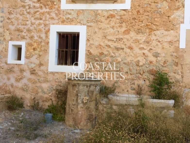 房子 在 Bunyola, Balearic Islands 10747611