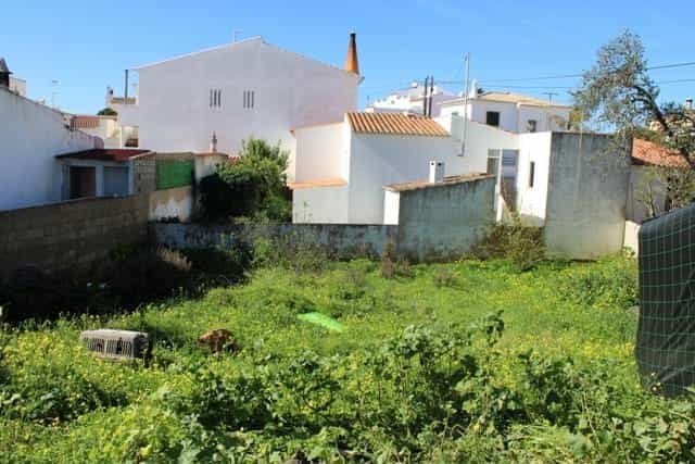 Tanah dalam Almadena, Faro 10748865