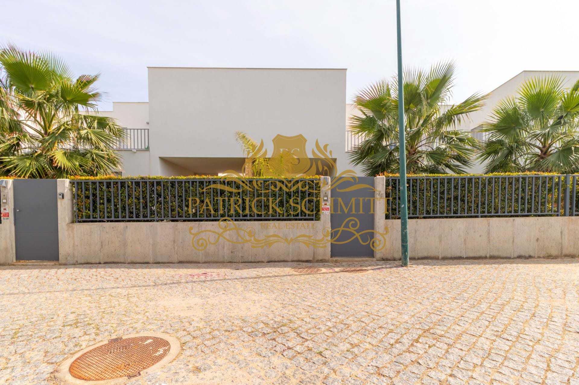 House in Oura, Faro 10750070