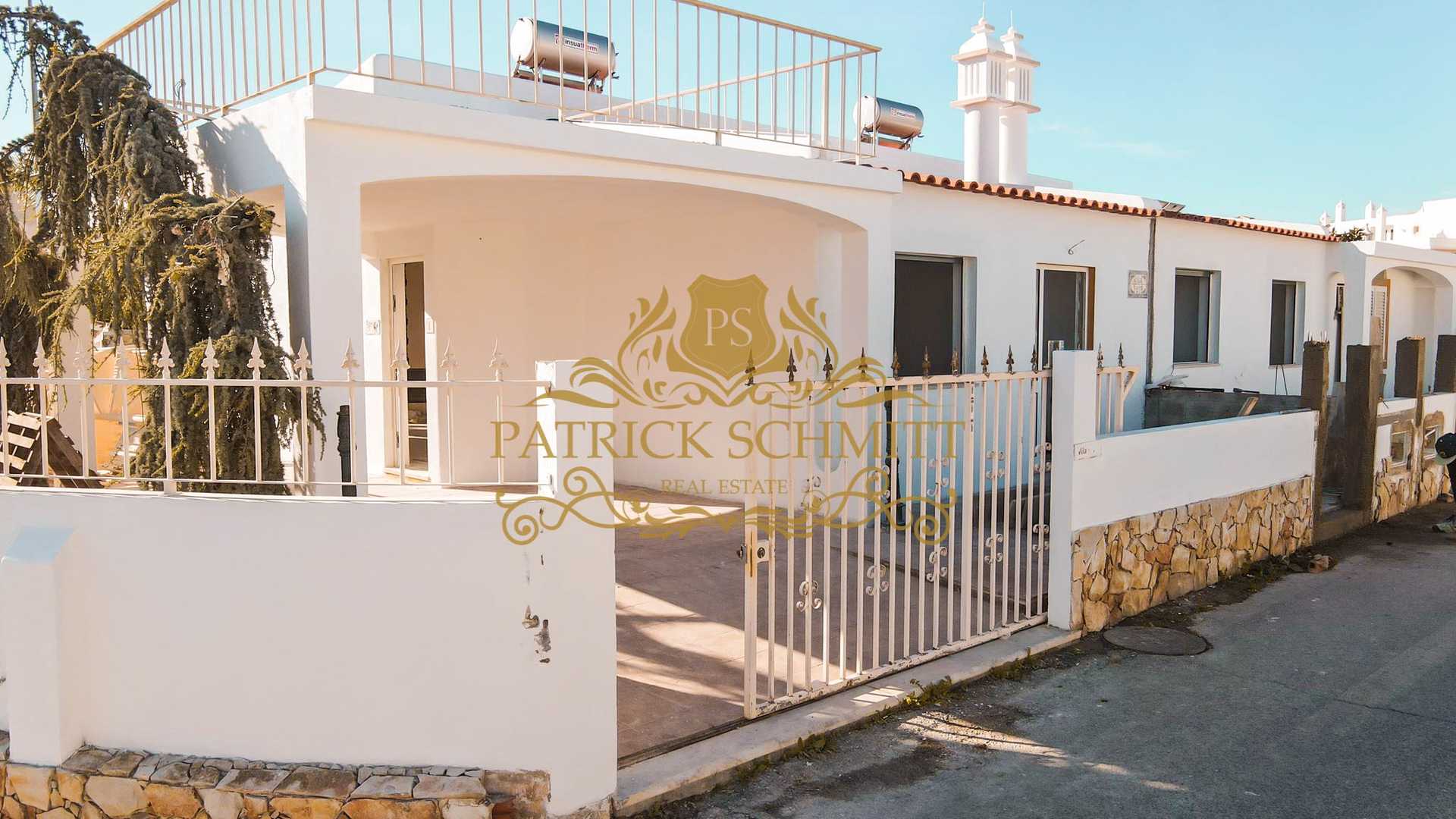 House in Oura, Faro 10750078