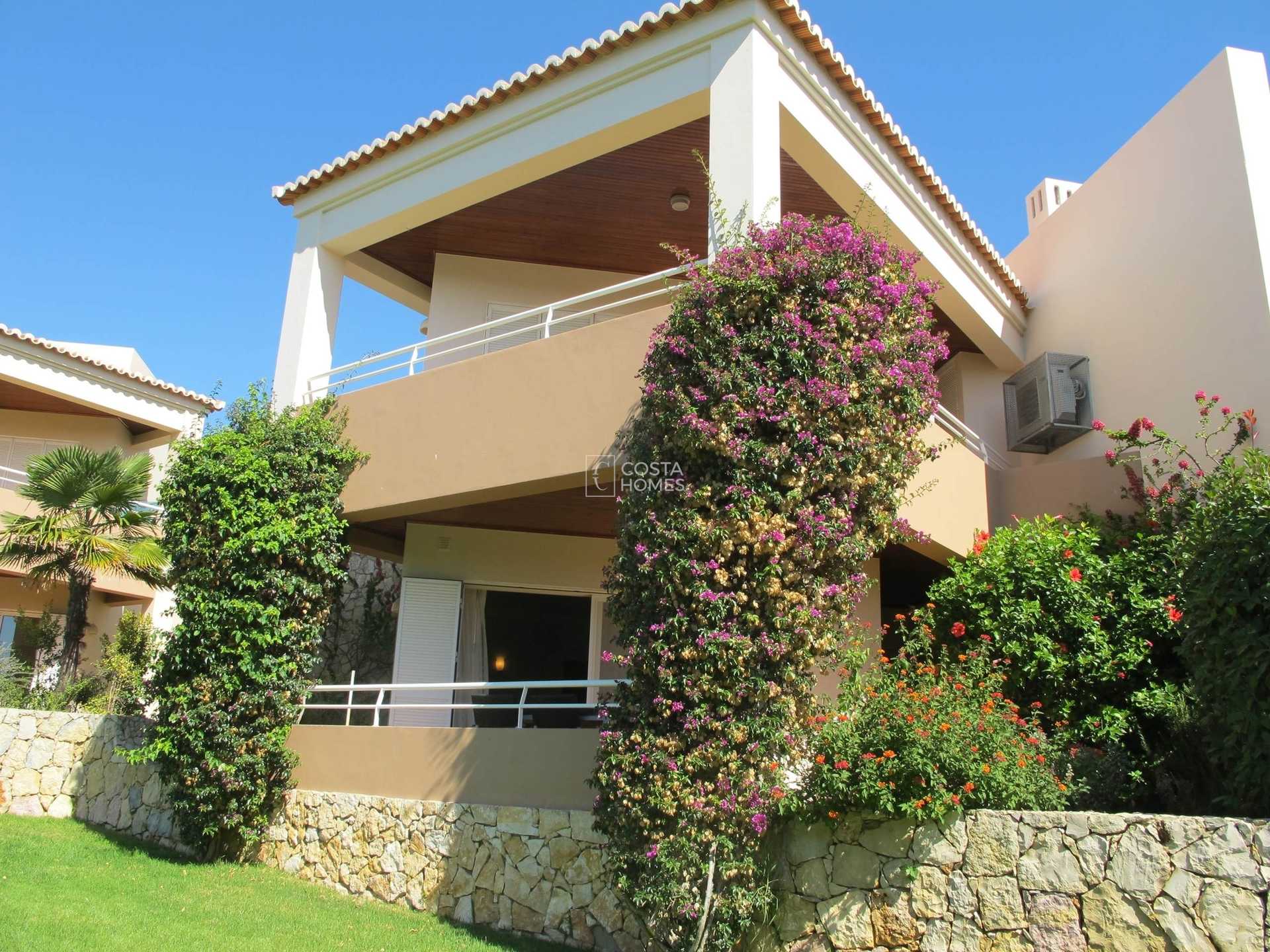 Condominium in Lagoa, Faro 10750214