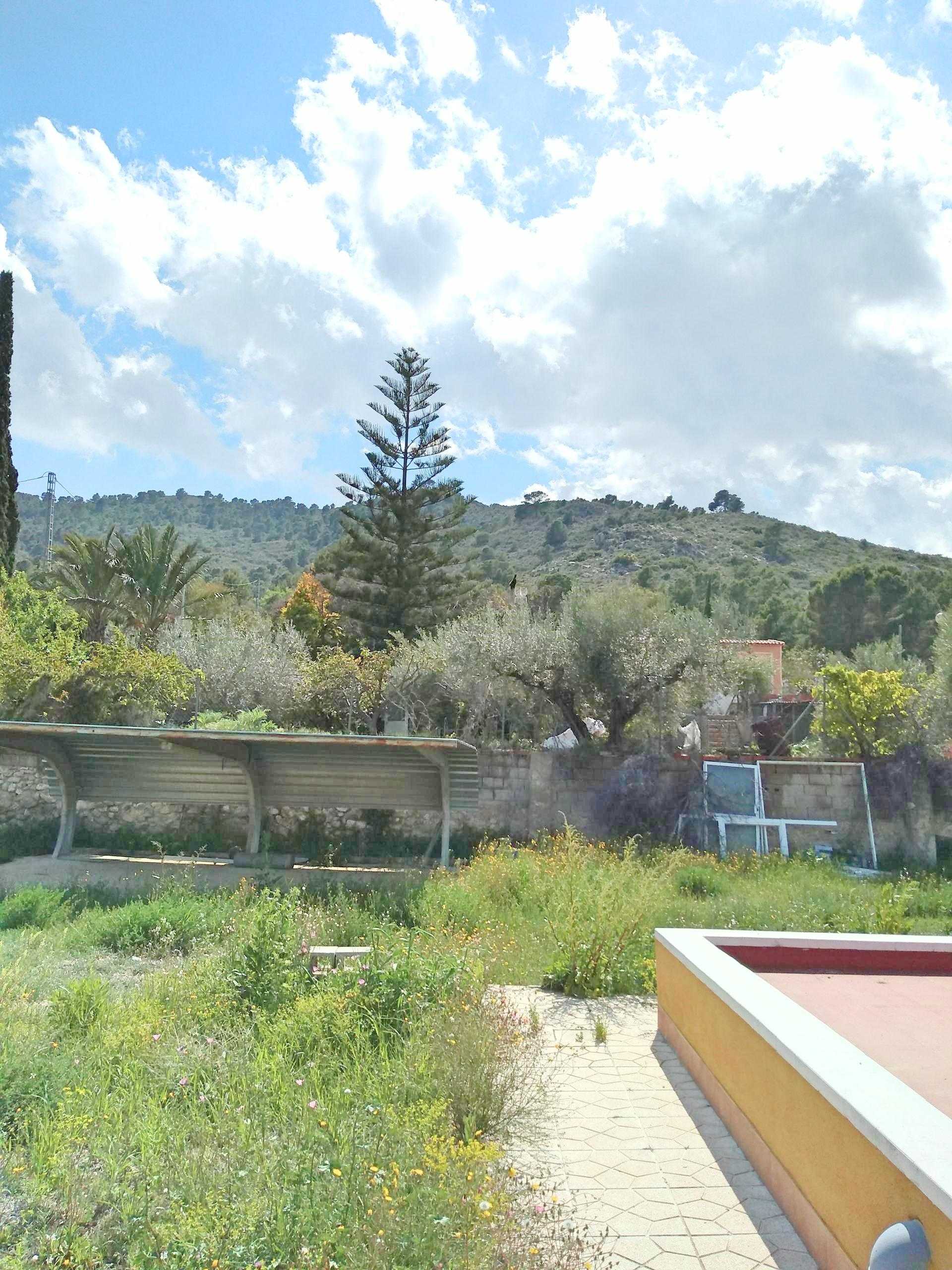 بيت في Aspe, Comunidad Valenciana 10750298