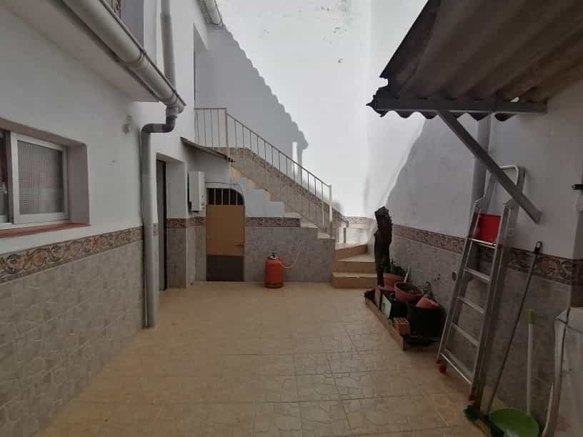 House in Benaojan, Andalusia 10750379