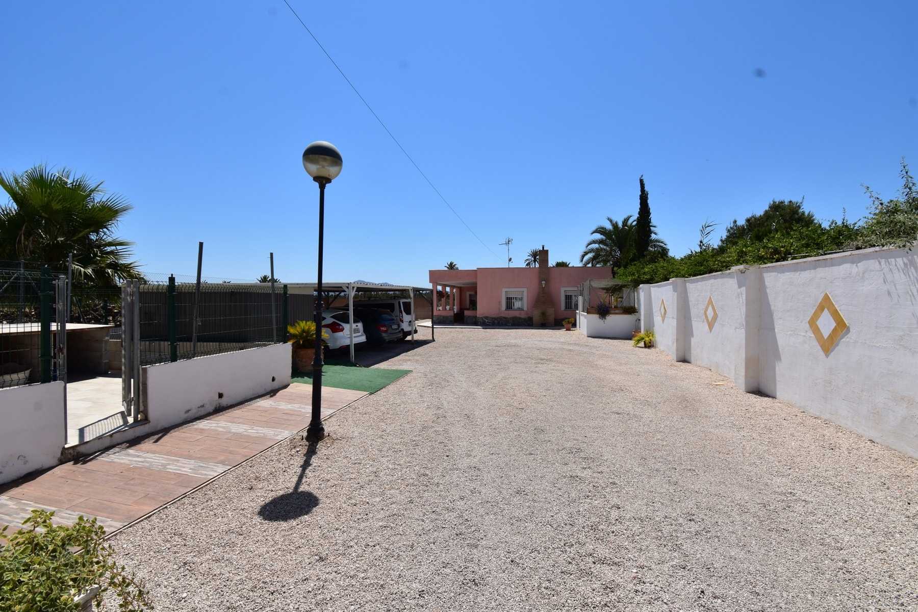 жилой дом в Crevillente, Comunidad Valenciana 10750715