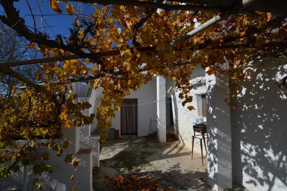 жилой дом в Орджива, Андалусия 10751096