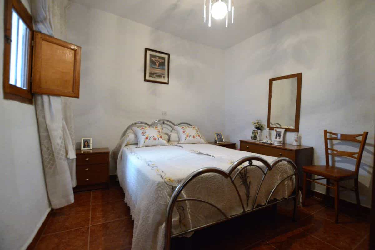 rumah dalam Lanjarón, Andalucía 10751246