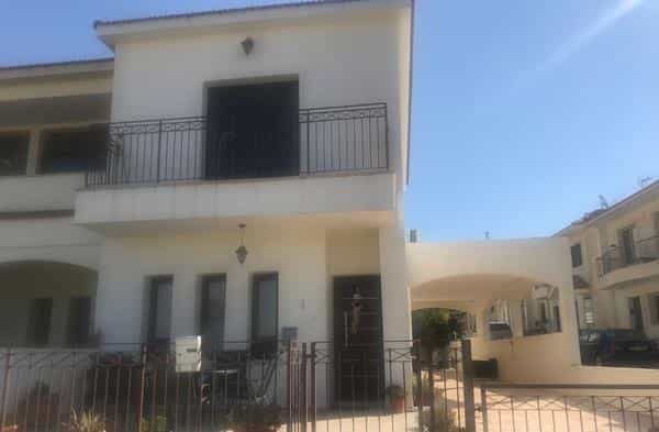 House in Voroklini, Larnaka 10752700