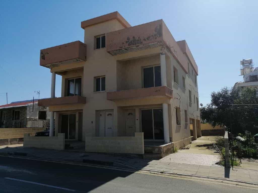 Perindustrian dalam Xylofagou, Larnaka 10752815