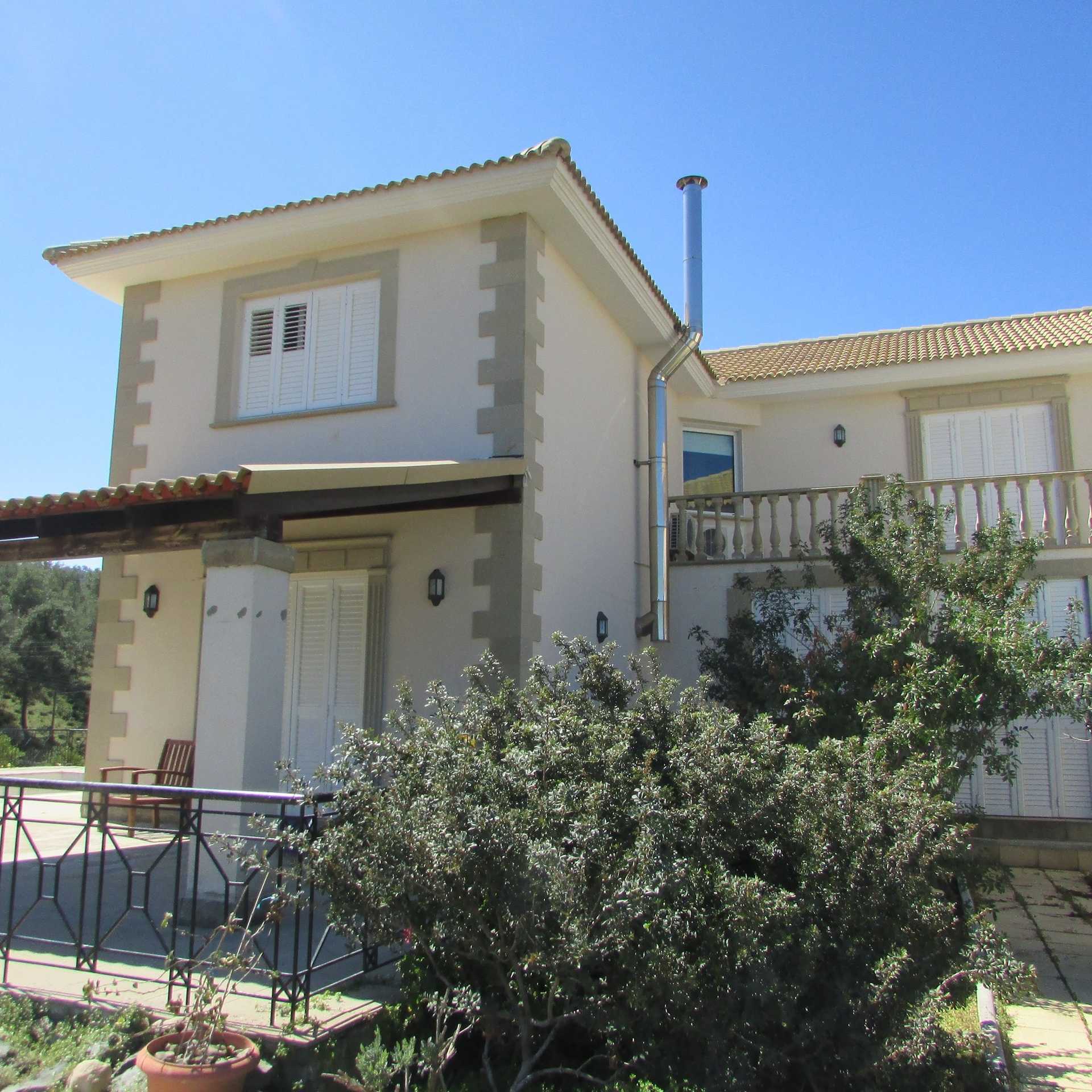 casa en Nicosia, Lefkosia 10752987