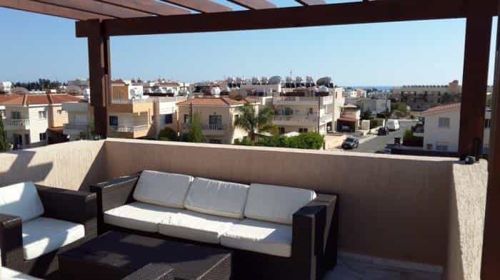 Condominium in Paphos, Pafos 10753079