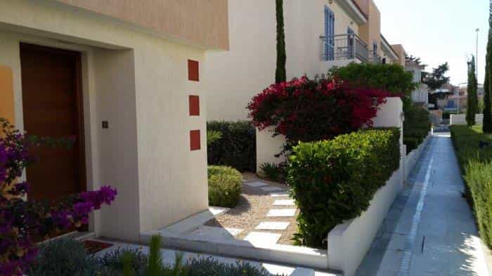 Condominium in Paphos, Pafos 10753079