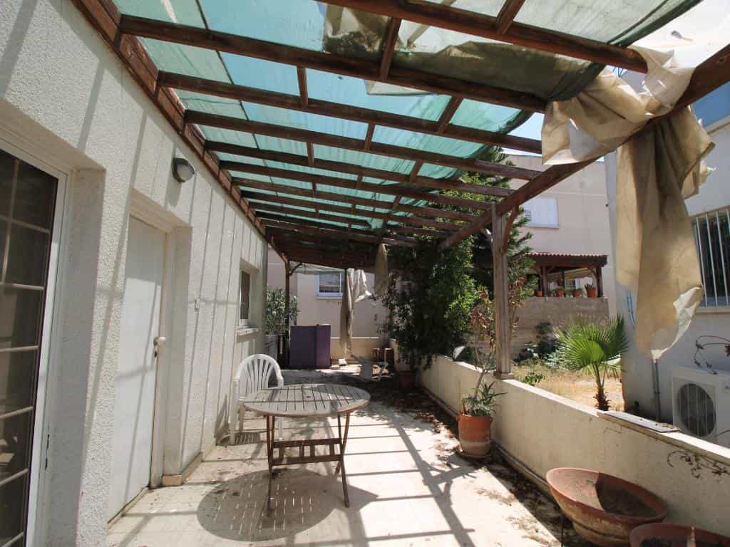 Rumah di Larnaka, Larnaca 10753441