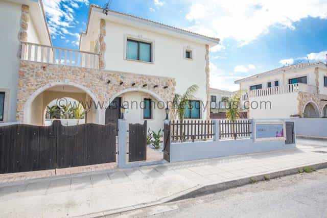 rumah dalam Avgorou, Famagusta 10753493