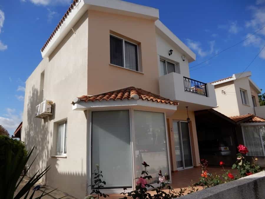 Hus i Anavargos, Pafos 10753633