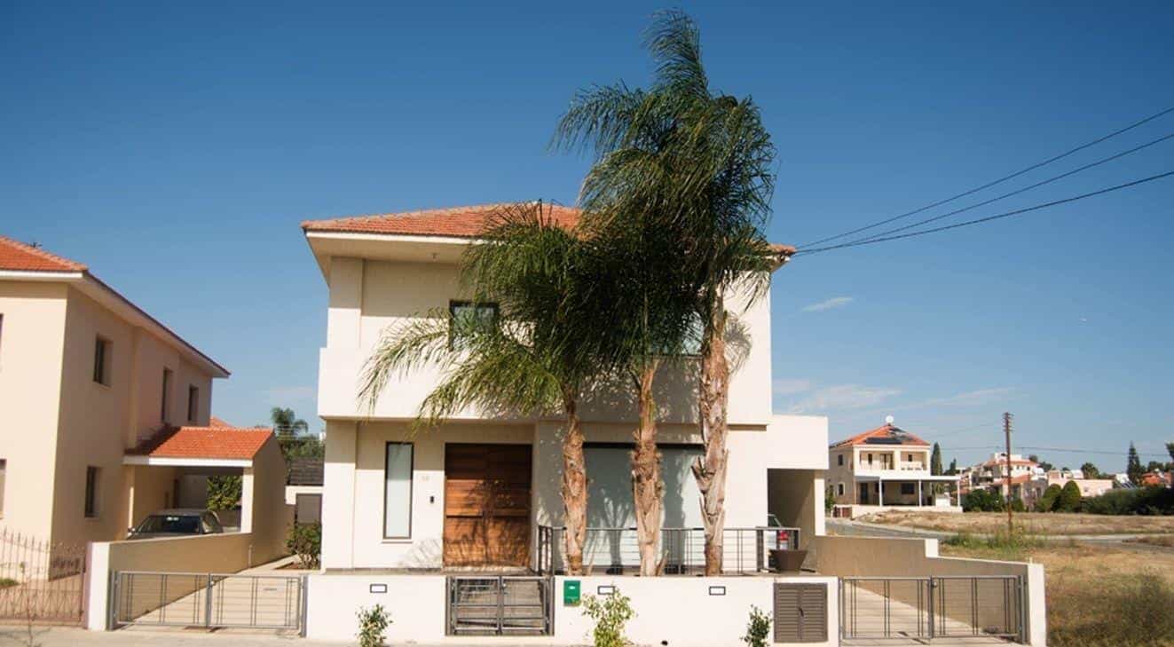 жилой дом в Aradippou, Larnaca 10754085