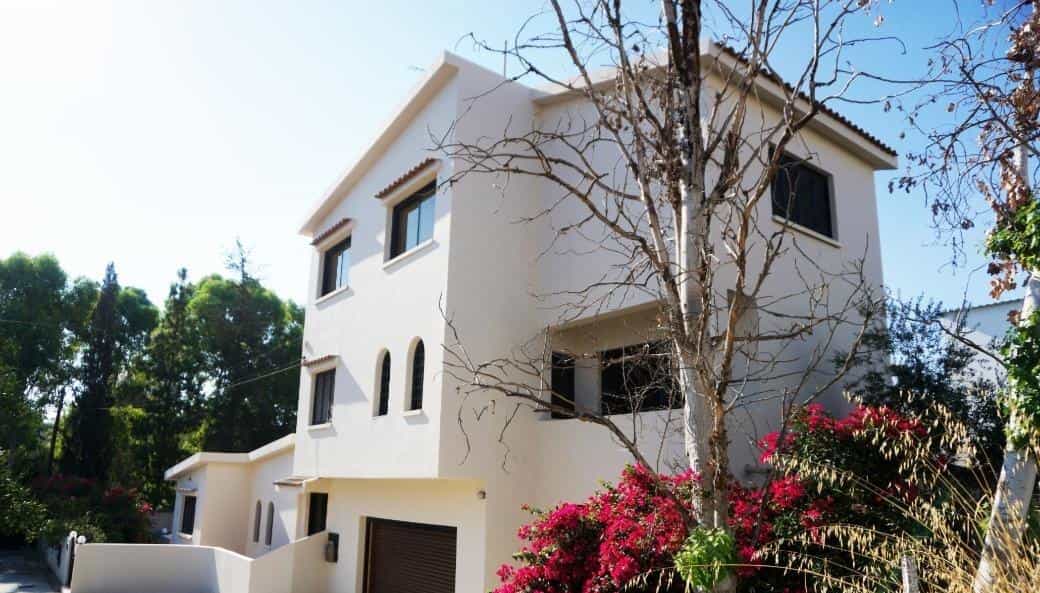 House in Nicosia, Lefkosia 10754405