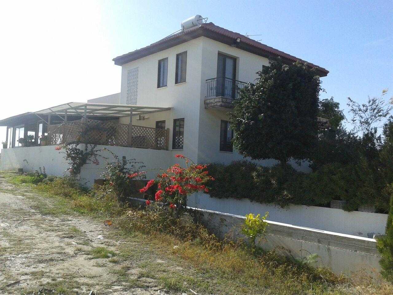 House in Pano Lefkara, Larnaka 10754531