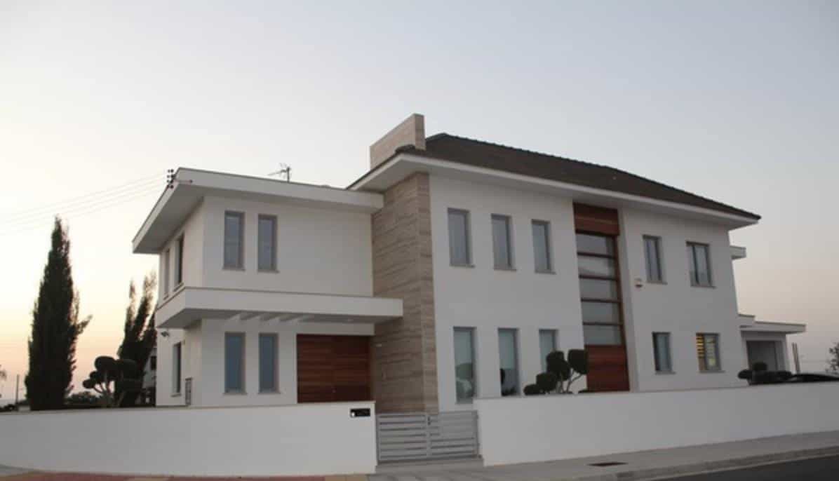 Haus im Dromolaxie, Larnaka 10754541