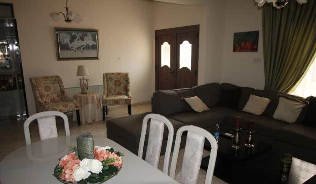 Rumah di Larnaka, Larnaca 10754832