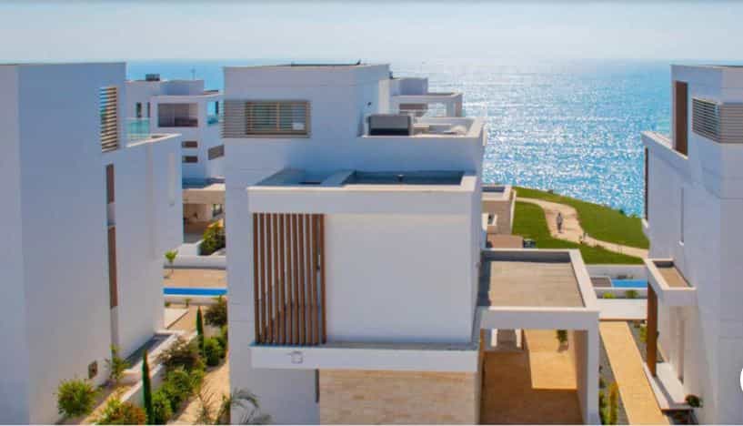 House in Paphos, Pafos 10755923
