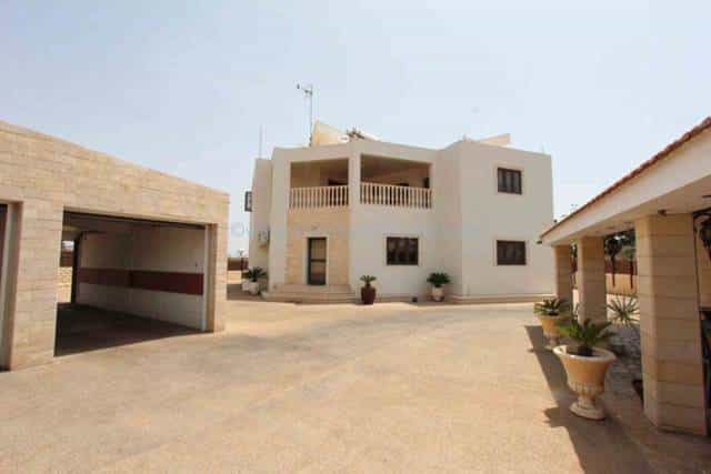 بيت في Xylofagou, Famagusta 10756191