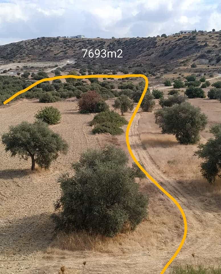 Land in Agios Athanasios, Lemesos 10756258