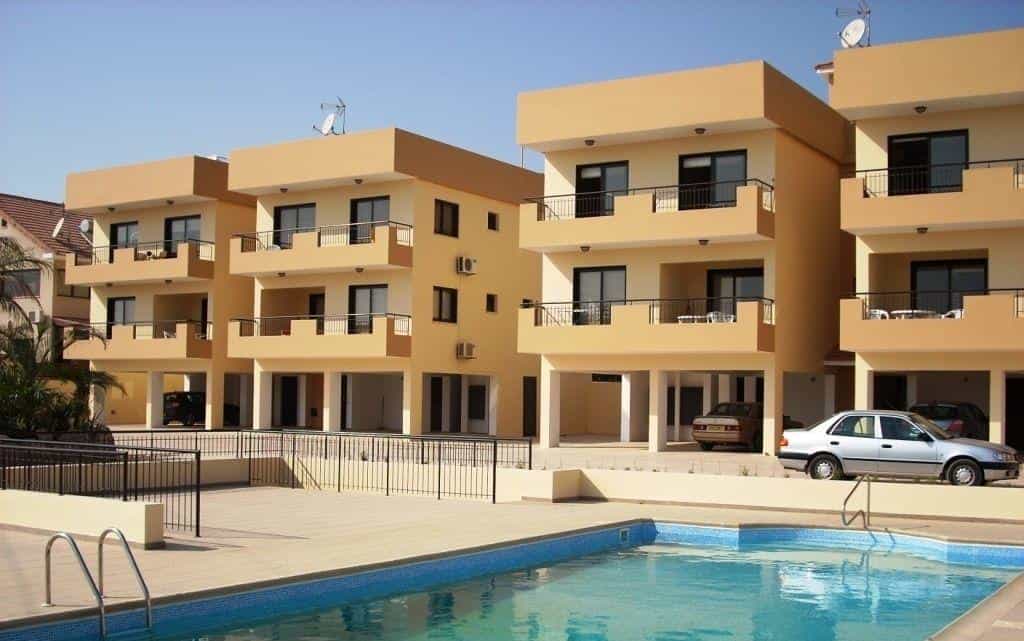 Condominium dans Voroklini, Larnaka 10756655