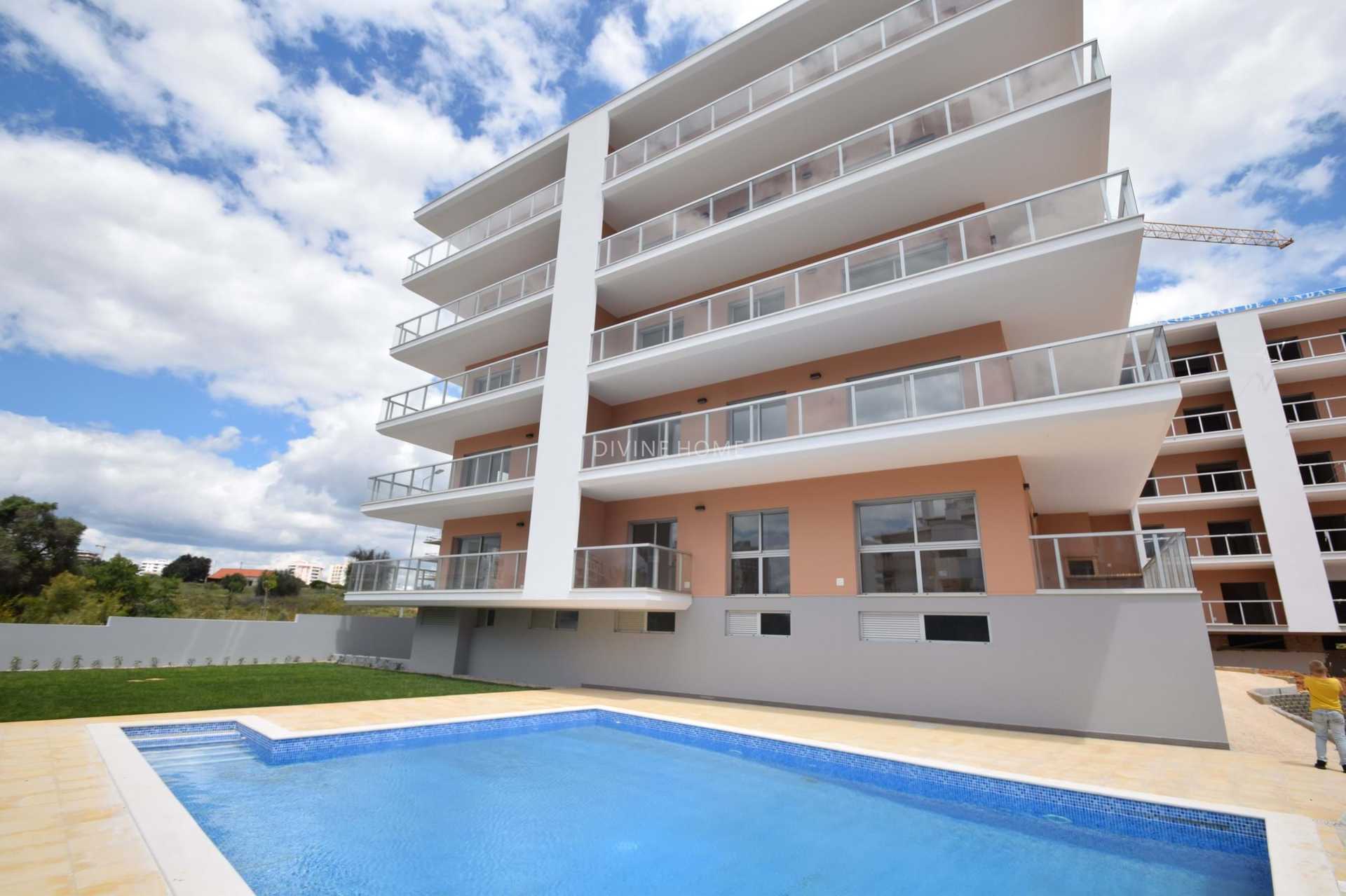 Condominium in Portimão, Faro District 10756779