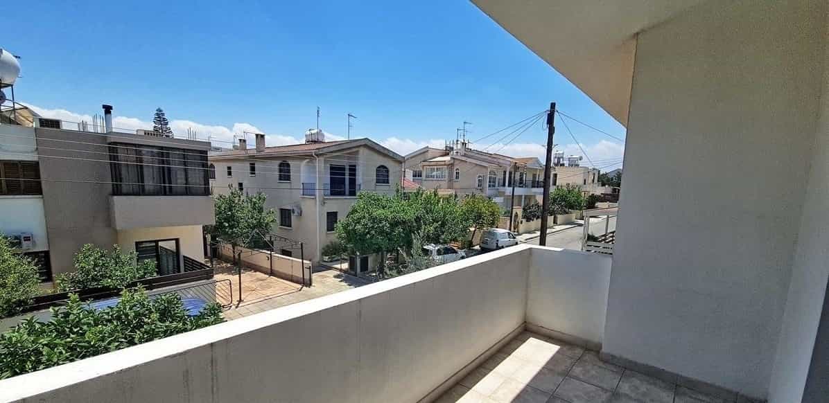 Condominio nel Lakatamia, Nicosia 10757164