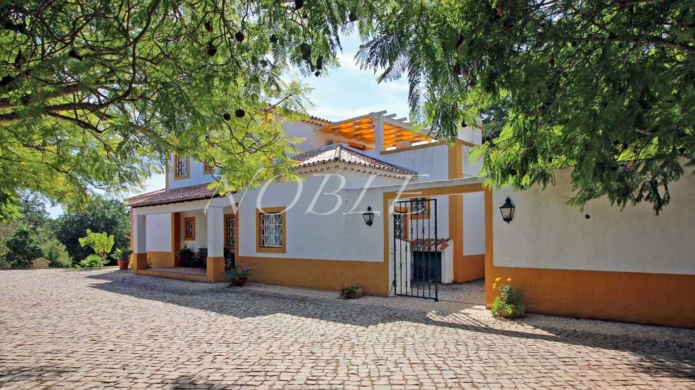 Будинок в São Bartolomeu de Messines, Faro 10757512