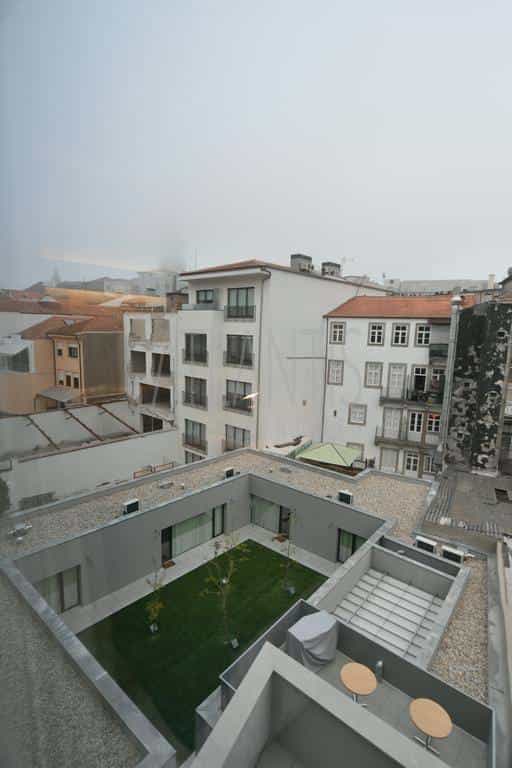 Przemysłowy w Porto, Porto District 10757618