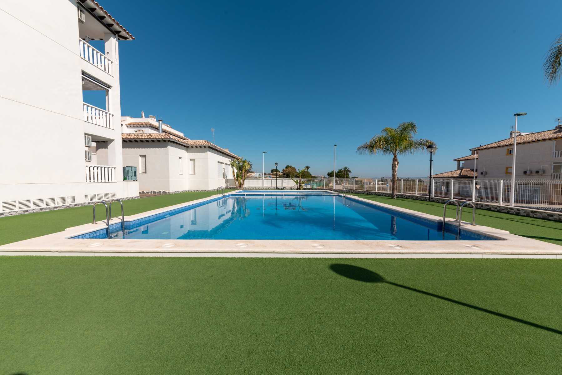 Condominium in Alicante, Valencia 10757845