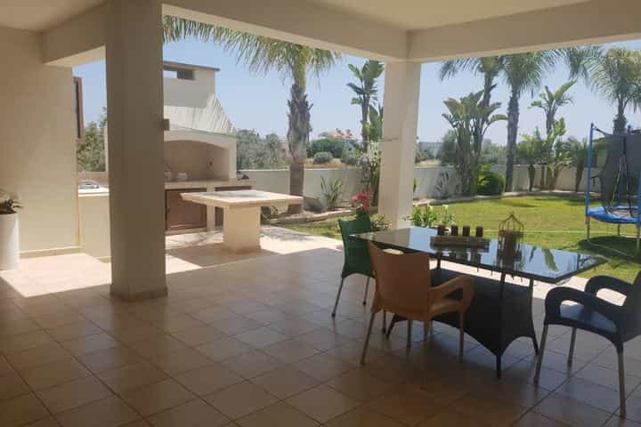 Huis in Aradippou, Larnaca 10758306