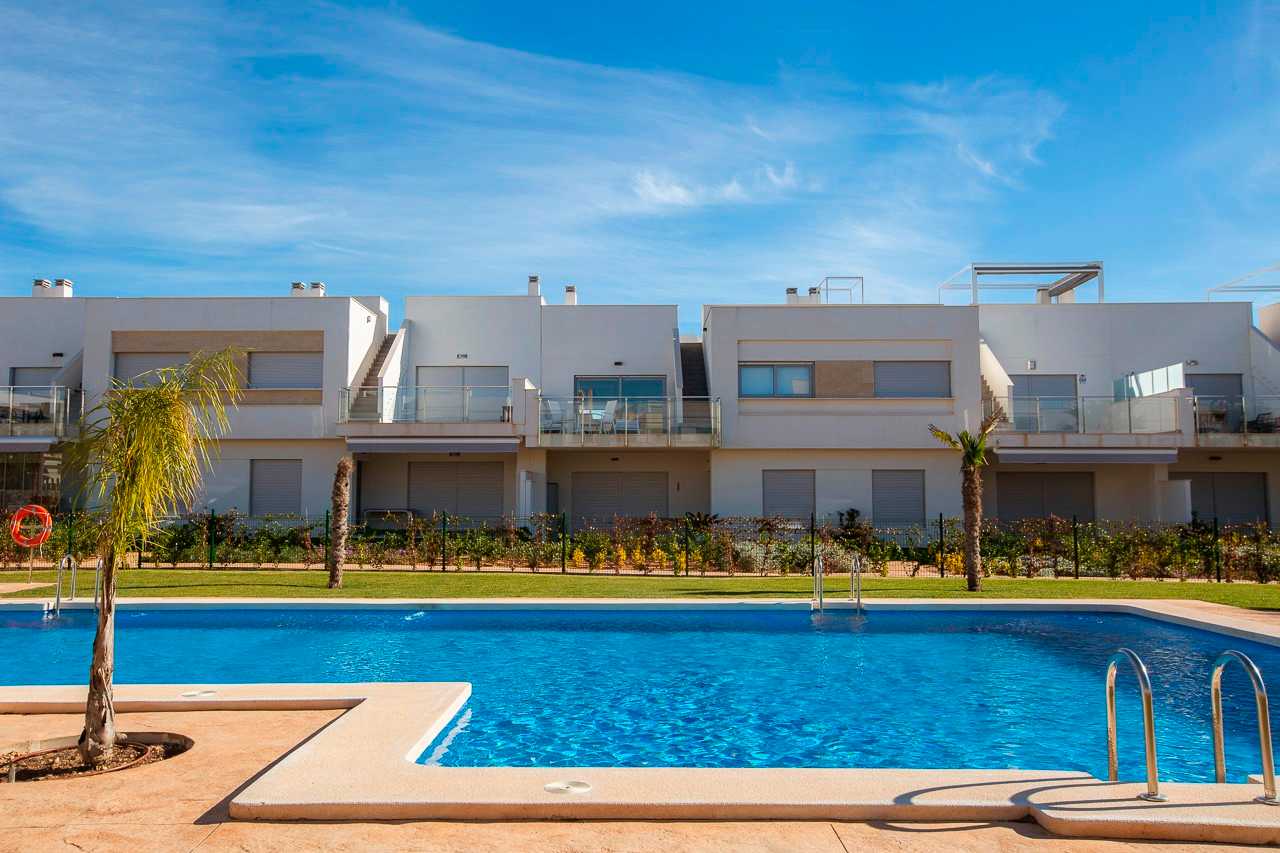 Condominium in Alicante, Valencian Community 10759193