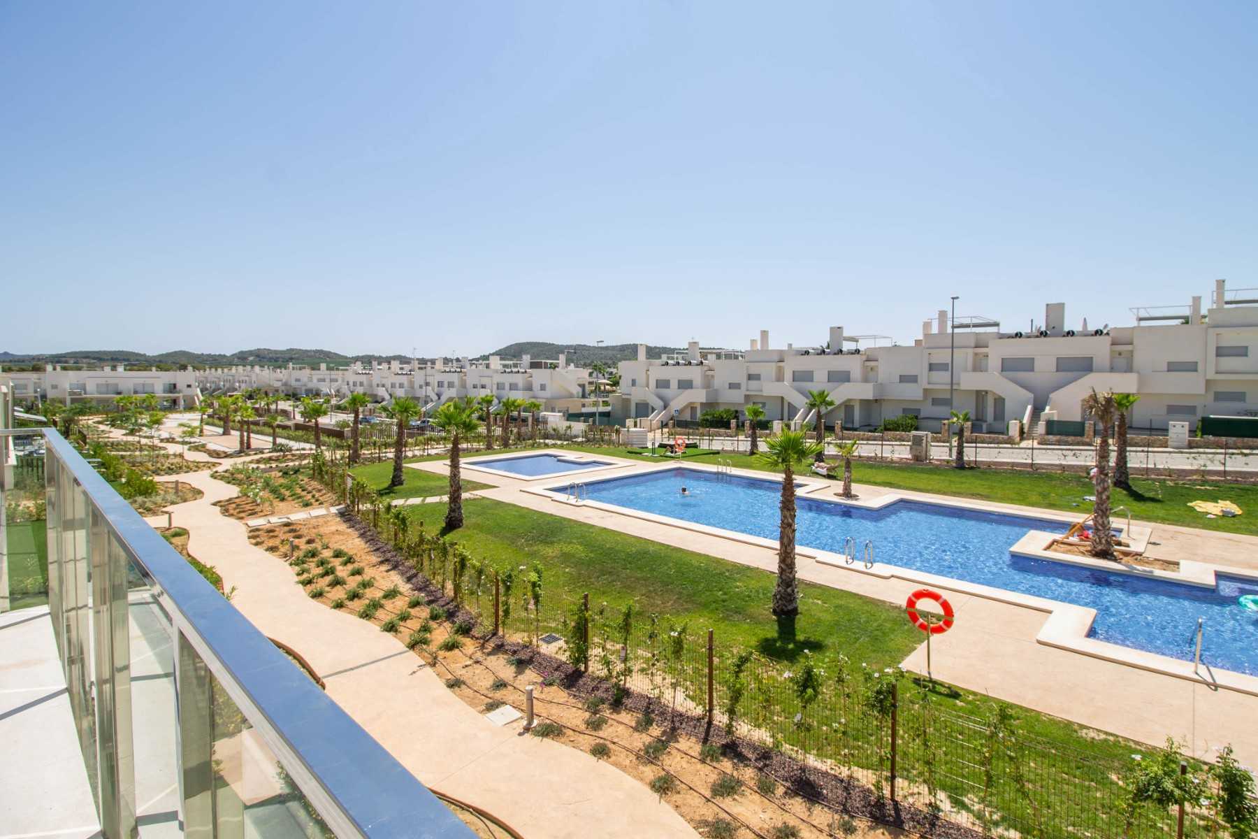 Condominium in Alicante, Valencian Community 10759193