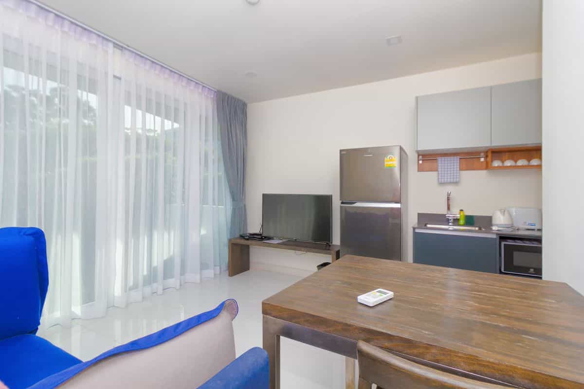 Condominium in Ban Khok Chang, Phuket 10759980
