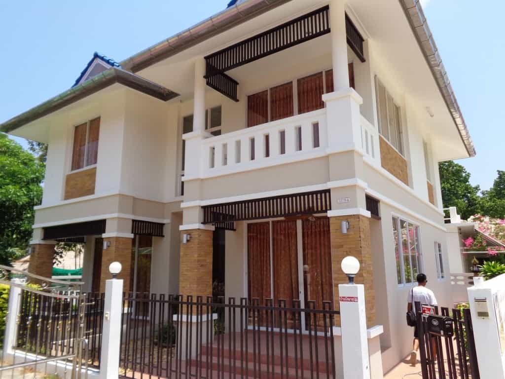 жилой дом в Tambon Karon, Chang Wat Phuket 10760226