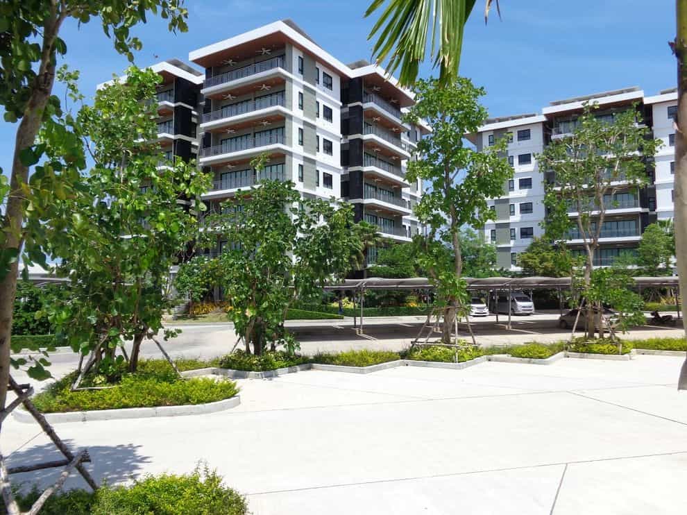 Condominium in Ban Chalong, Phuket 10760263