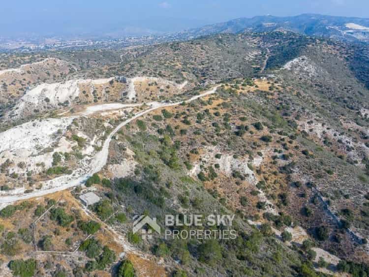 Land in Pyrgos, Larnaka 10760988